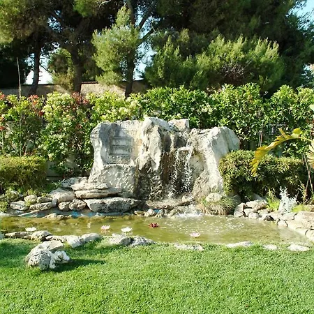 Costa Azzurra Szálloda 3*