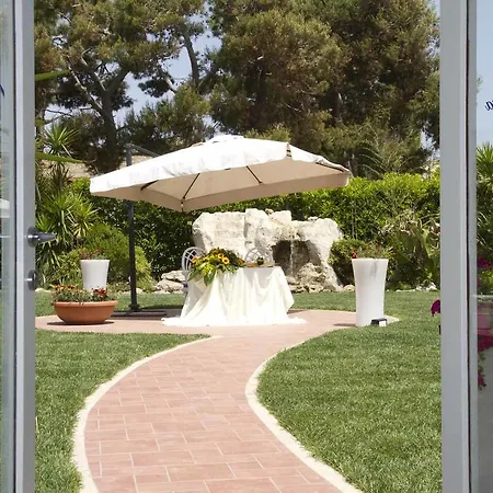 Costa Azzurra מלון