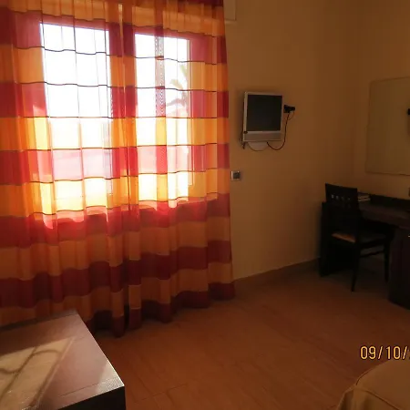 Costa Azzurra מלון