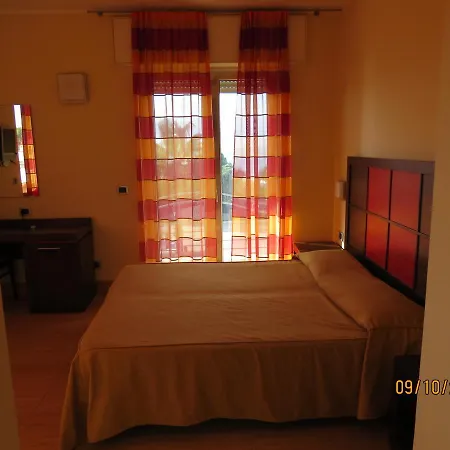 Costa Azzurra 3* פולסנו